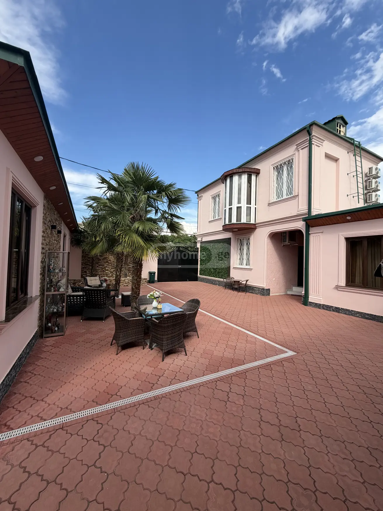 Daily Rent 2 Room Sastumro Eliaze, 2 of 12