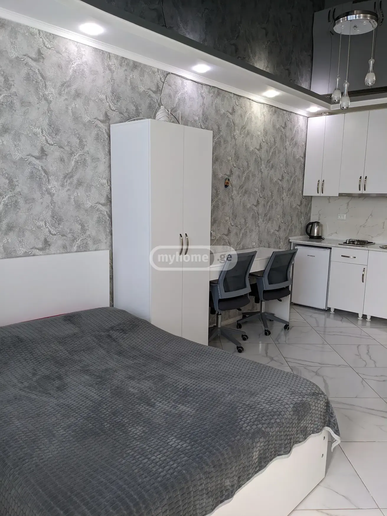 1 Room Flat Daily Rent. Batumi view 25