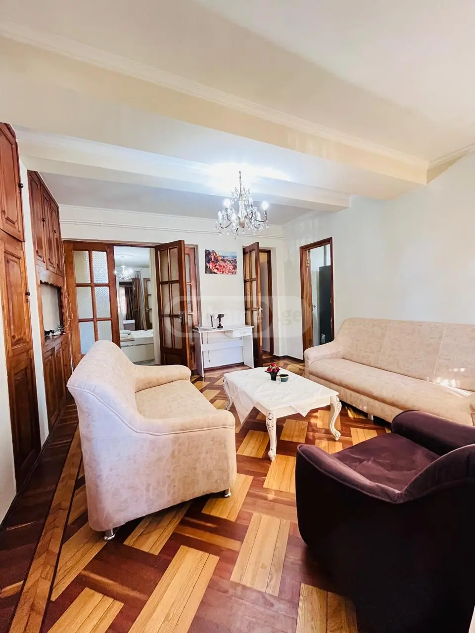 Daily Rent 5 Room Apartment, 1 of 12