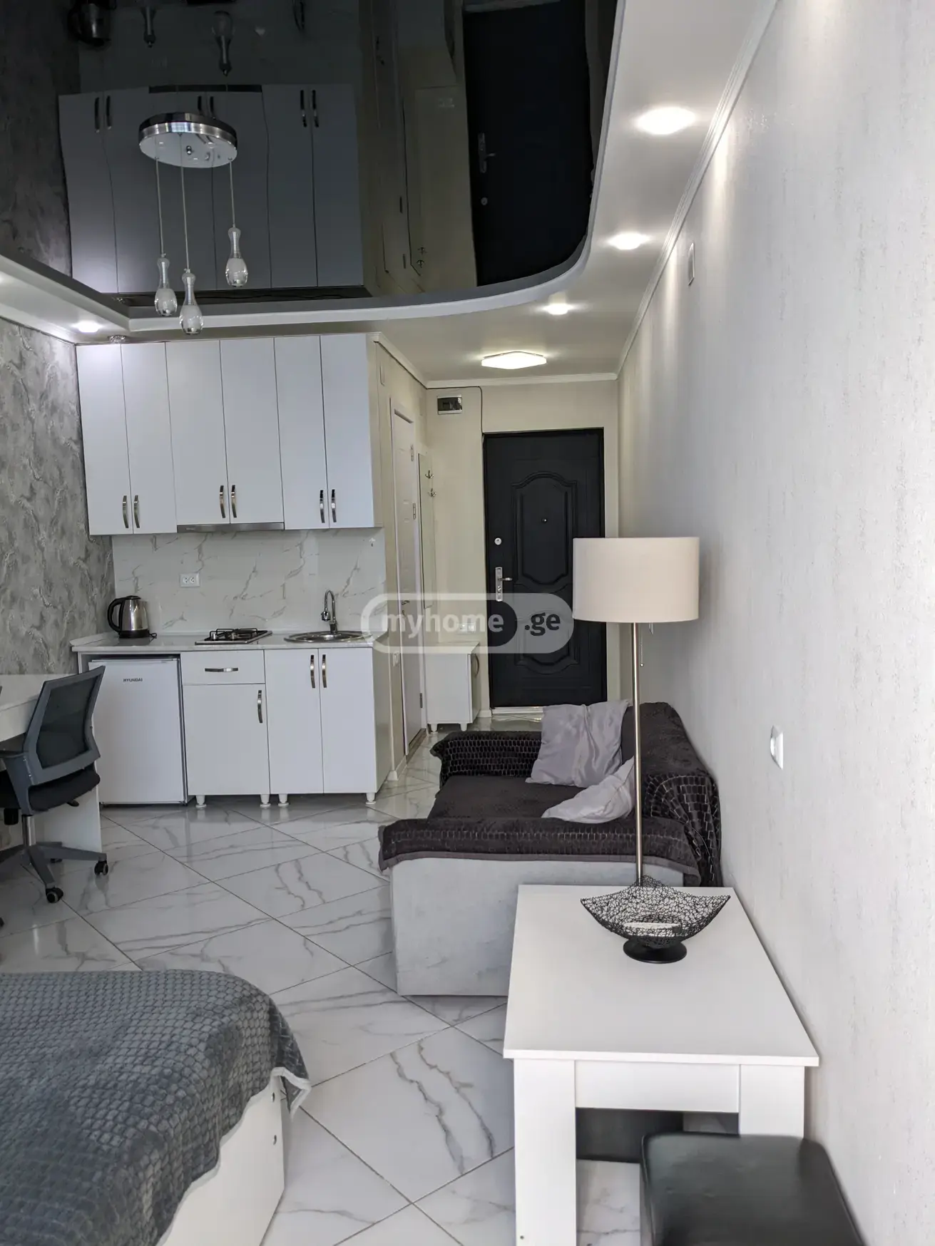 1 Room Flat Daily Rent. Batumi view 24