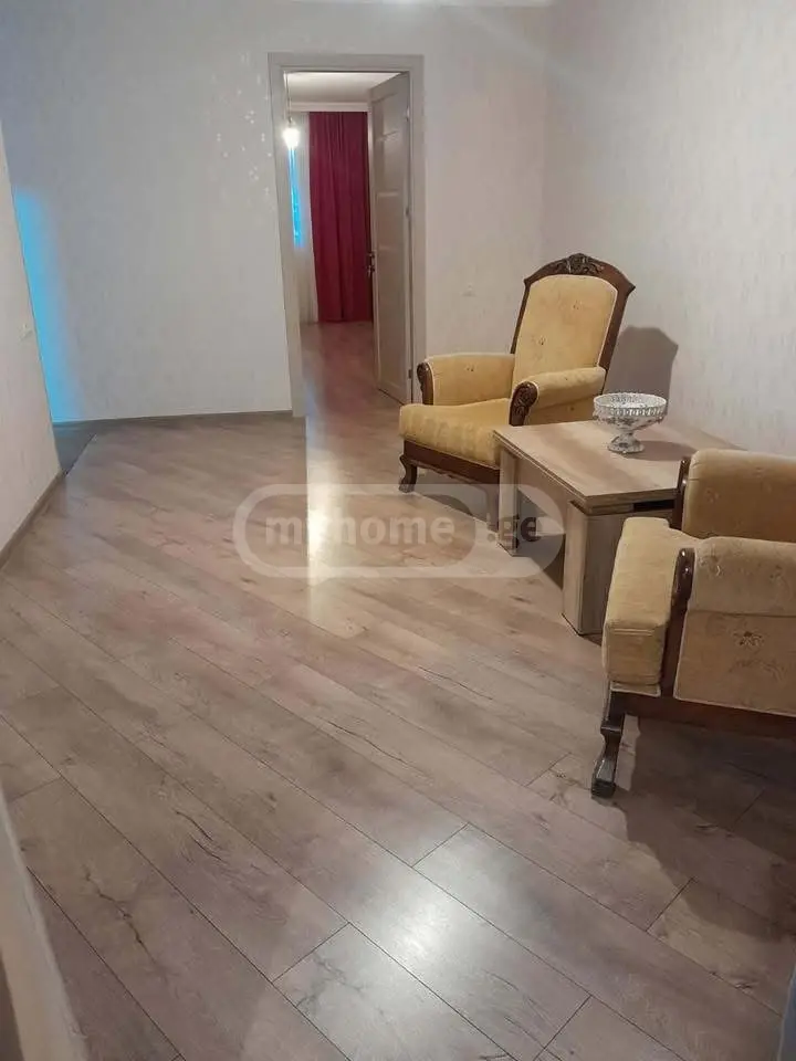 For Sale 3 Room Apartment Kutaisshi view 1