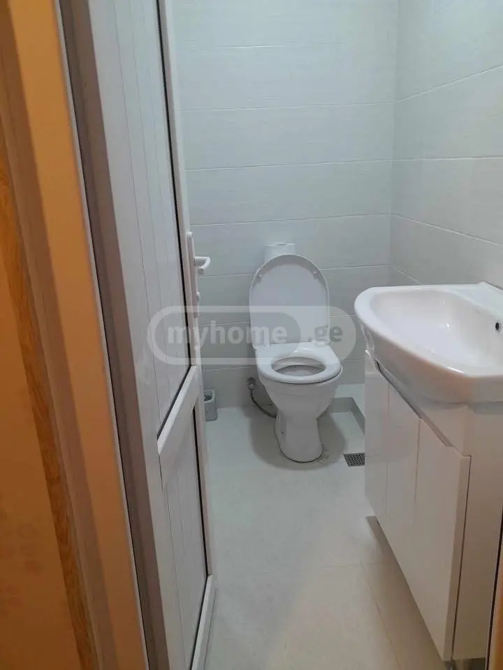 For Sale 3 Room Apartment Kutaisshi view 6