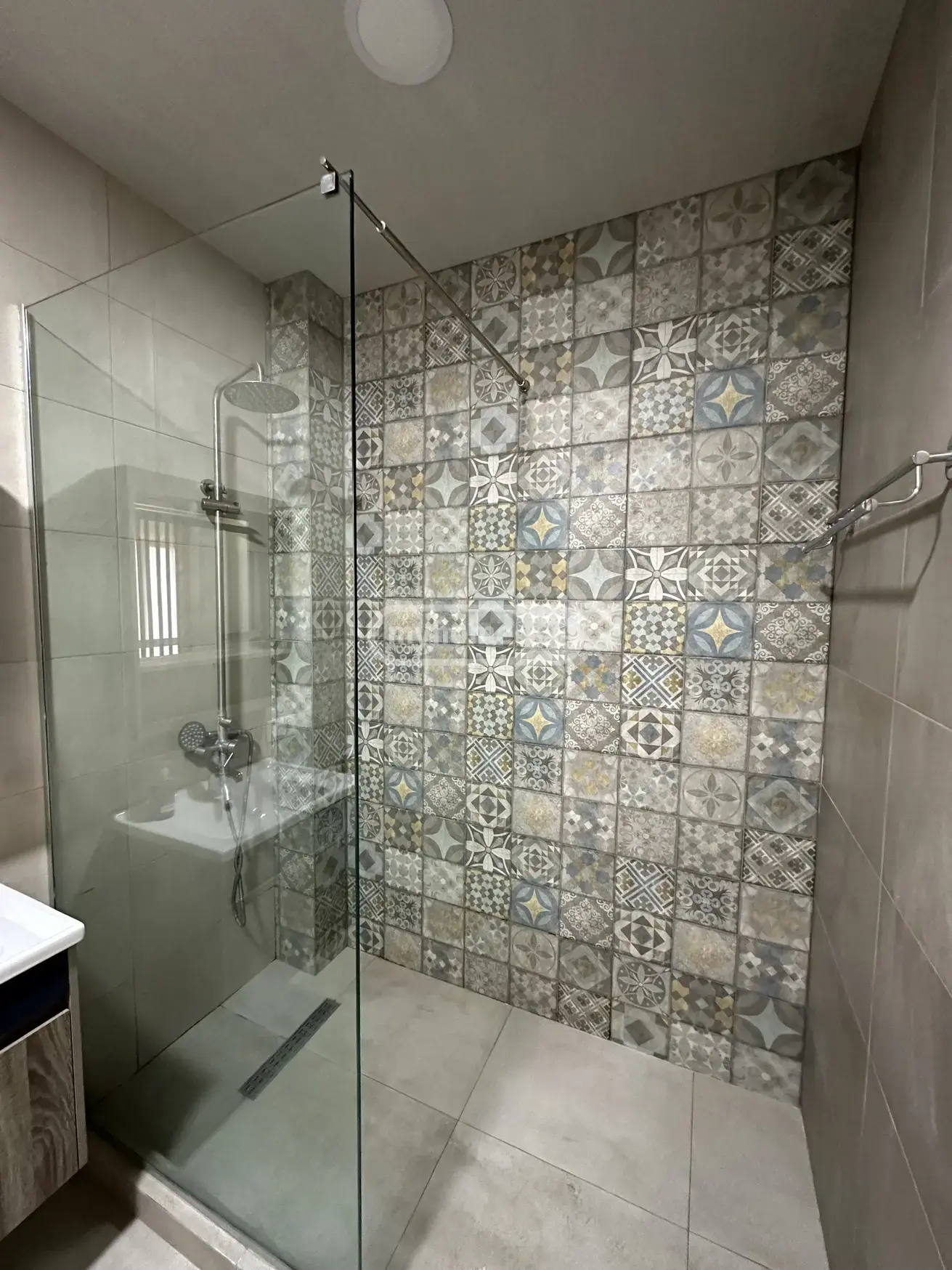For Rent 4 Room Apartment Kutaisshi view 9