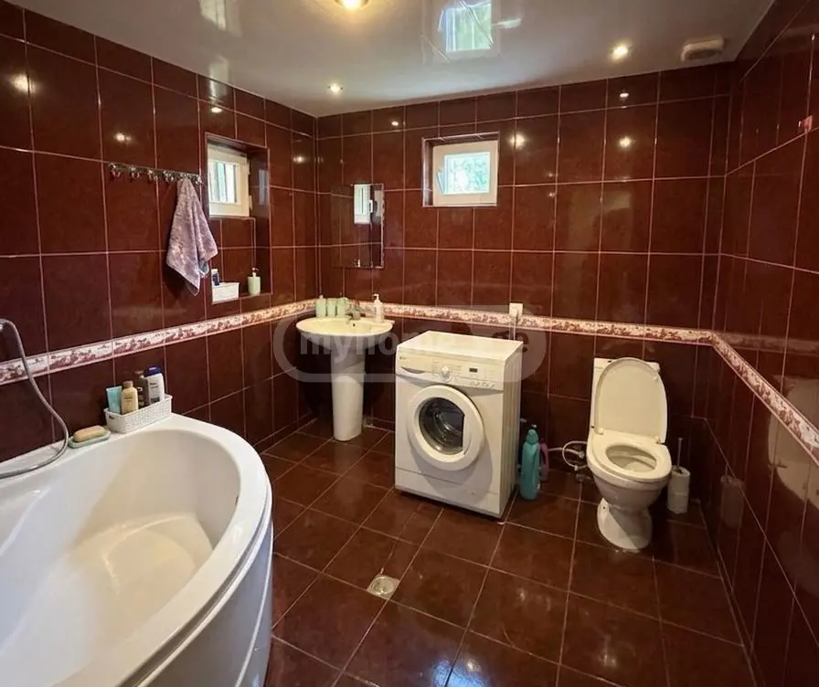 For Sale 10+ Room Private House Rustavshi, 4 of 12
