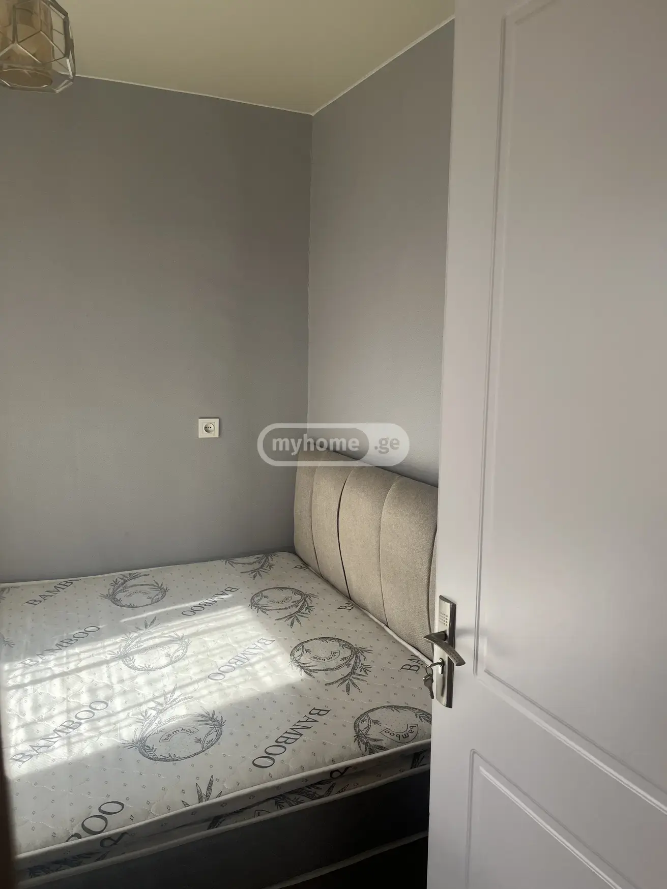 For Rent 1 Room Apartment Kutaisshi view 8