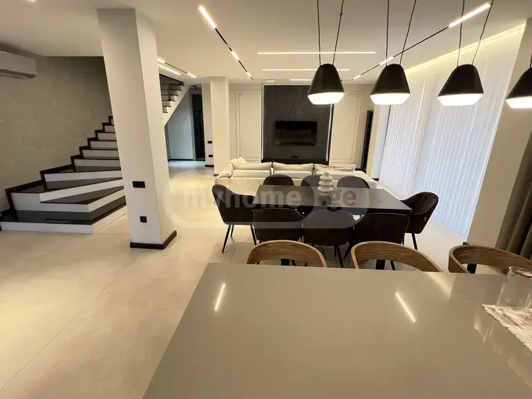 For Sale 7 Room Private House view 13