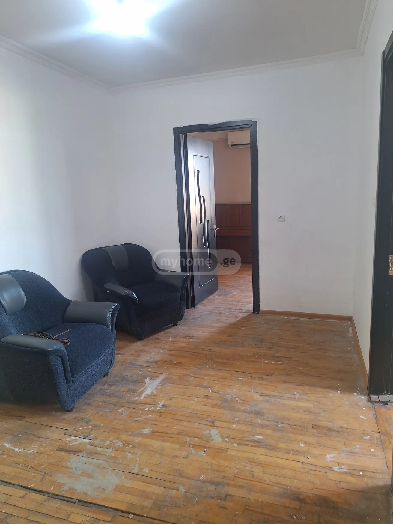 For Sale 3 Room Apartment Kutaisshi view 6