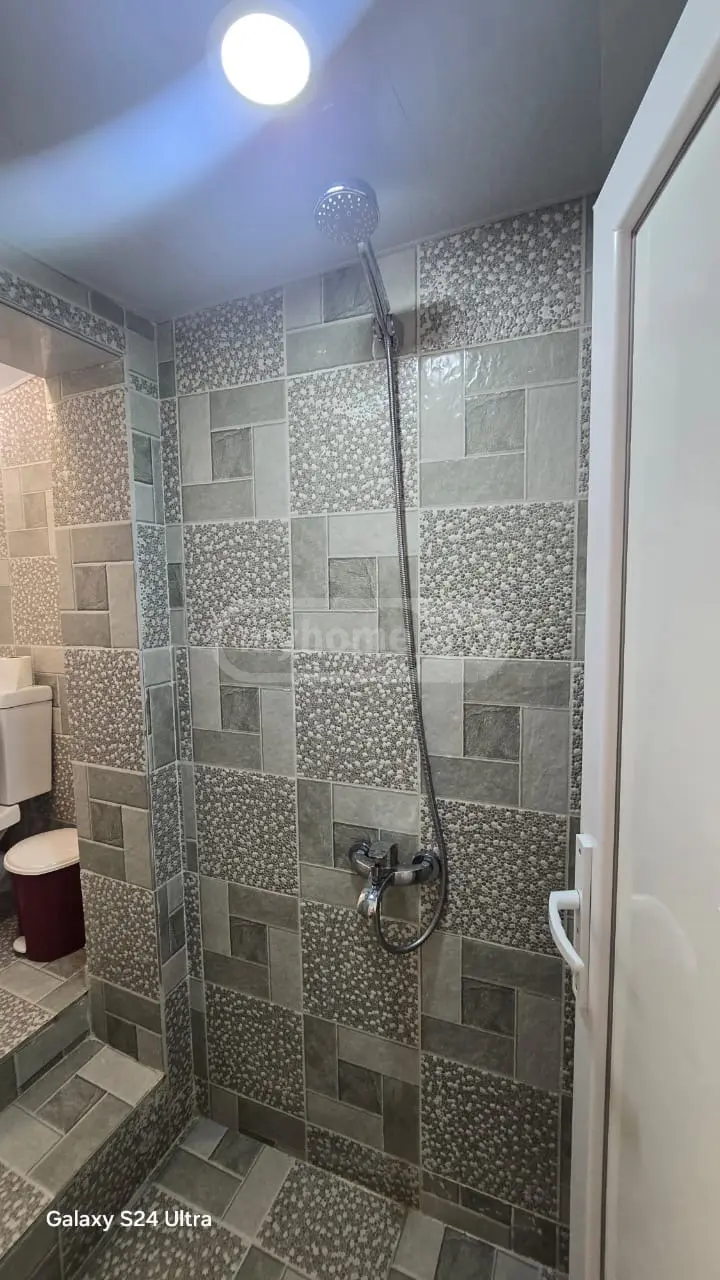 Daily Rent 2 Room Apartment Chughuretshi view 4