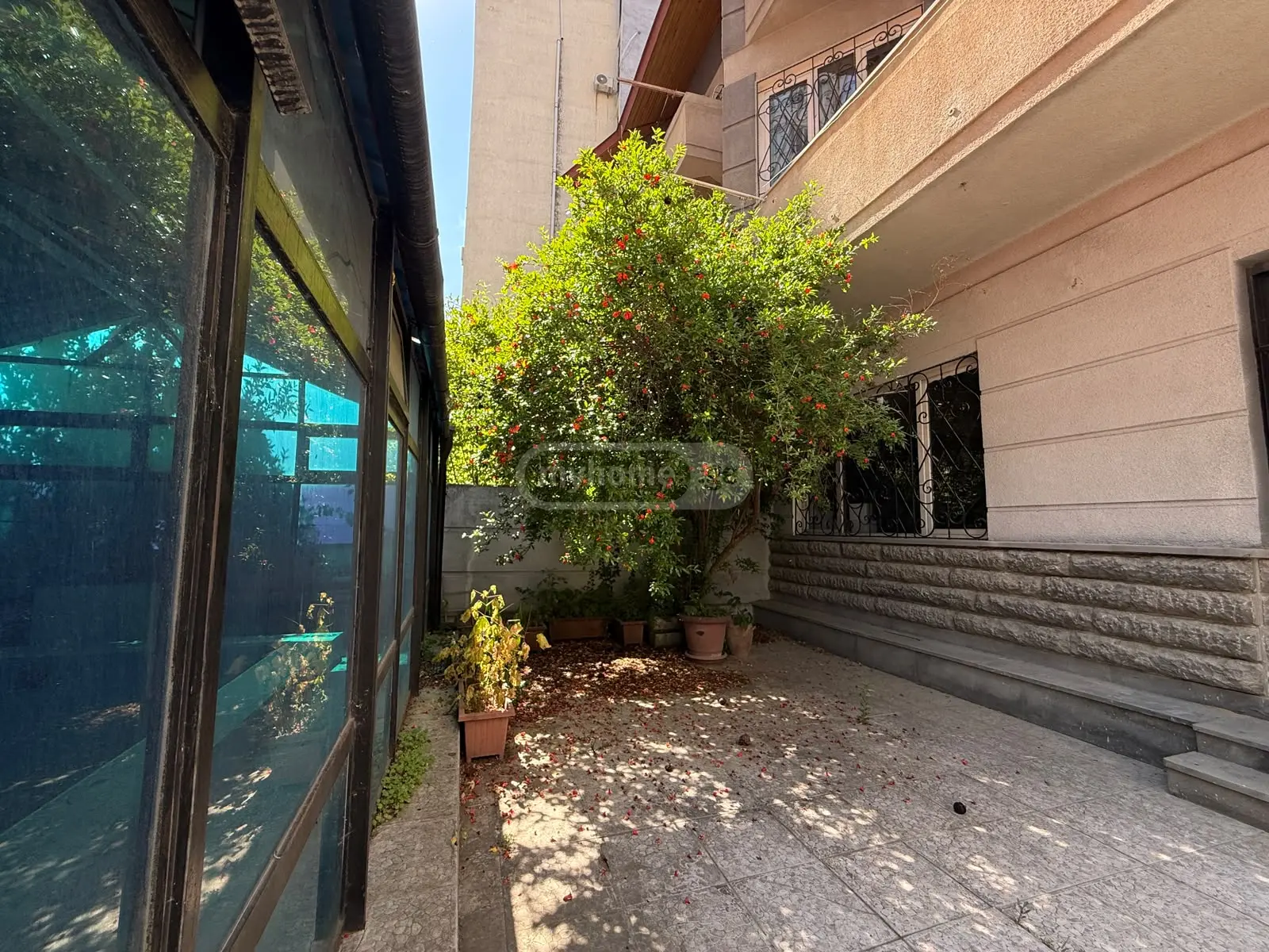 For Sale 6 Room Private House, 1 of 12