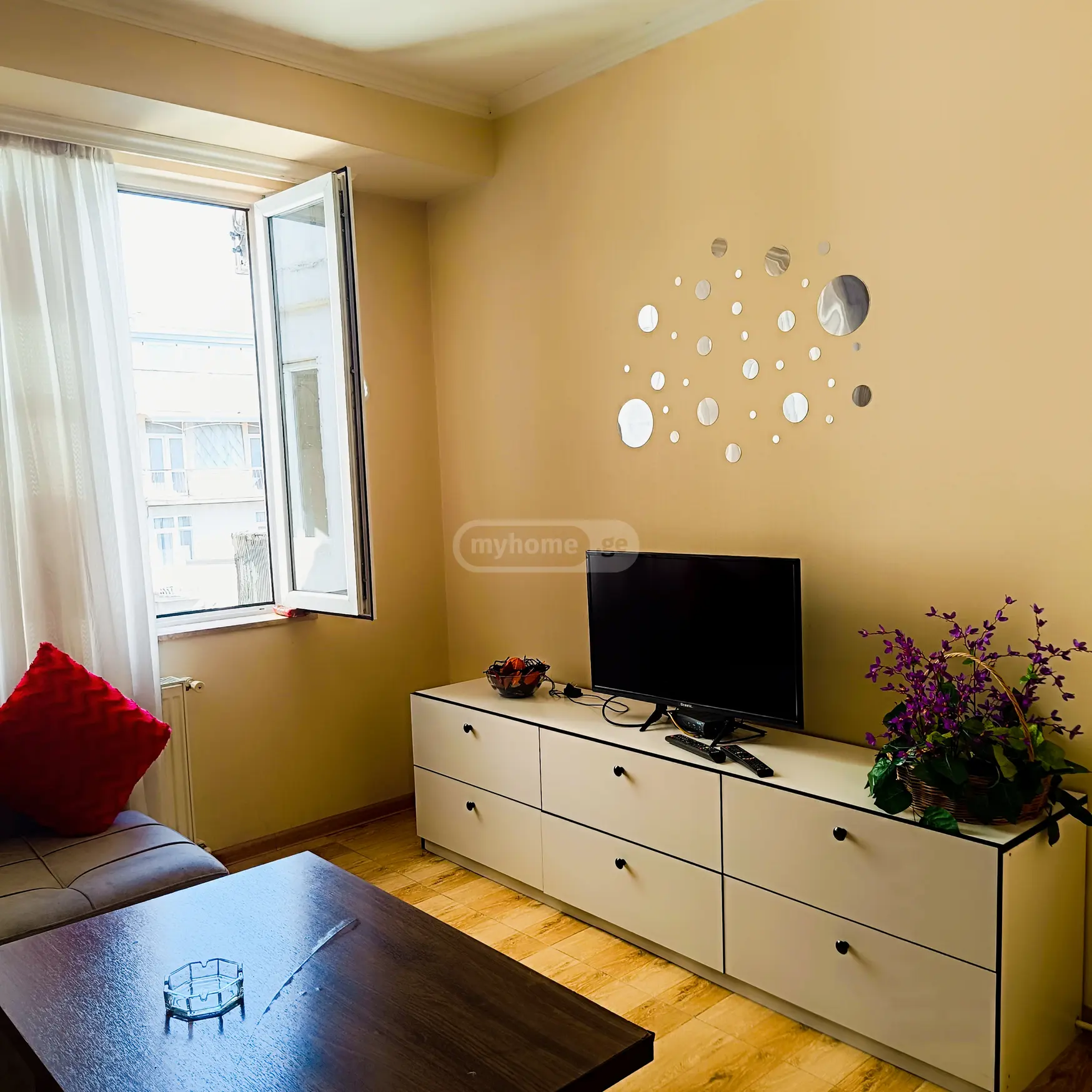 Daily Rent 3 Room Apartment Chughuretshi, 7 of 12