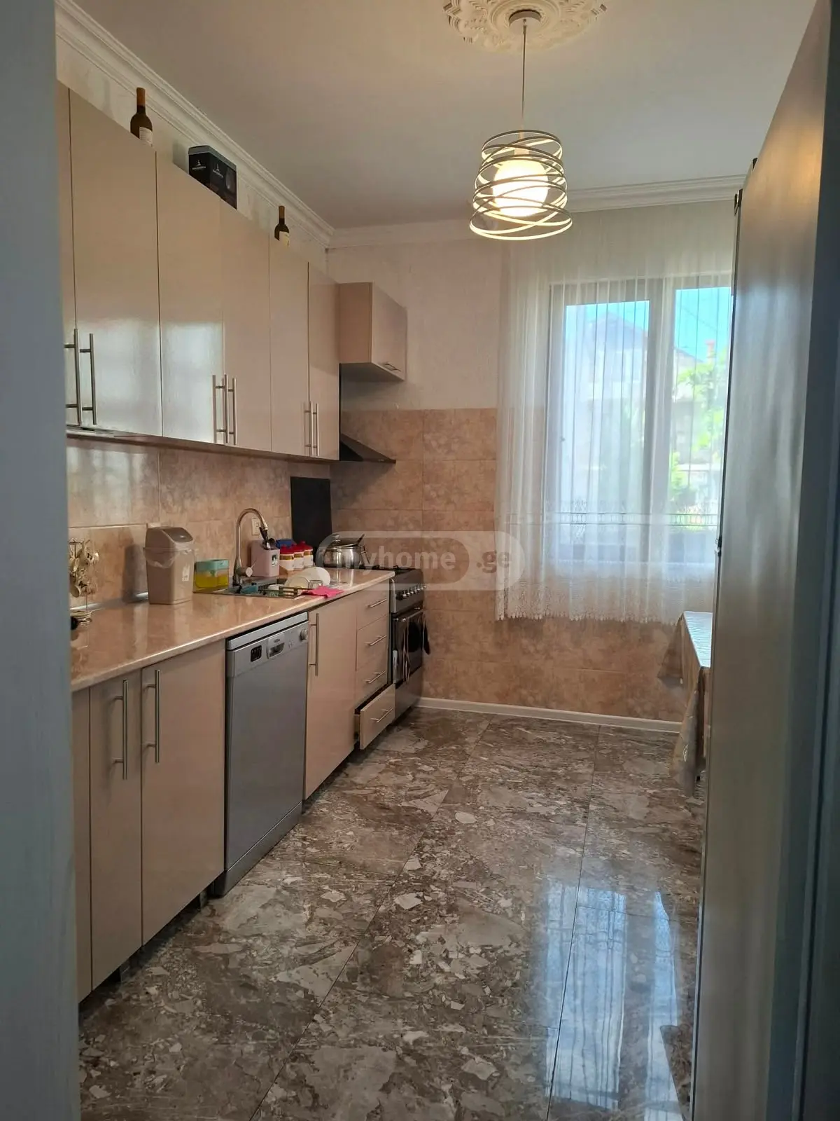 For Sale 6 Room Private House view 4