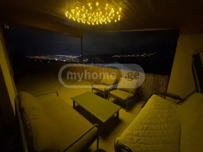 For Sale 7 Room Country House, 1 of 9