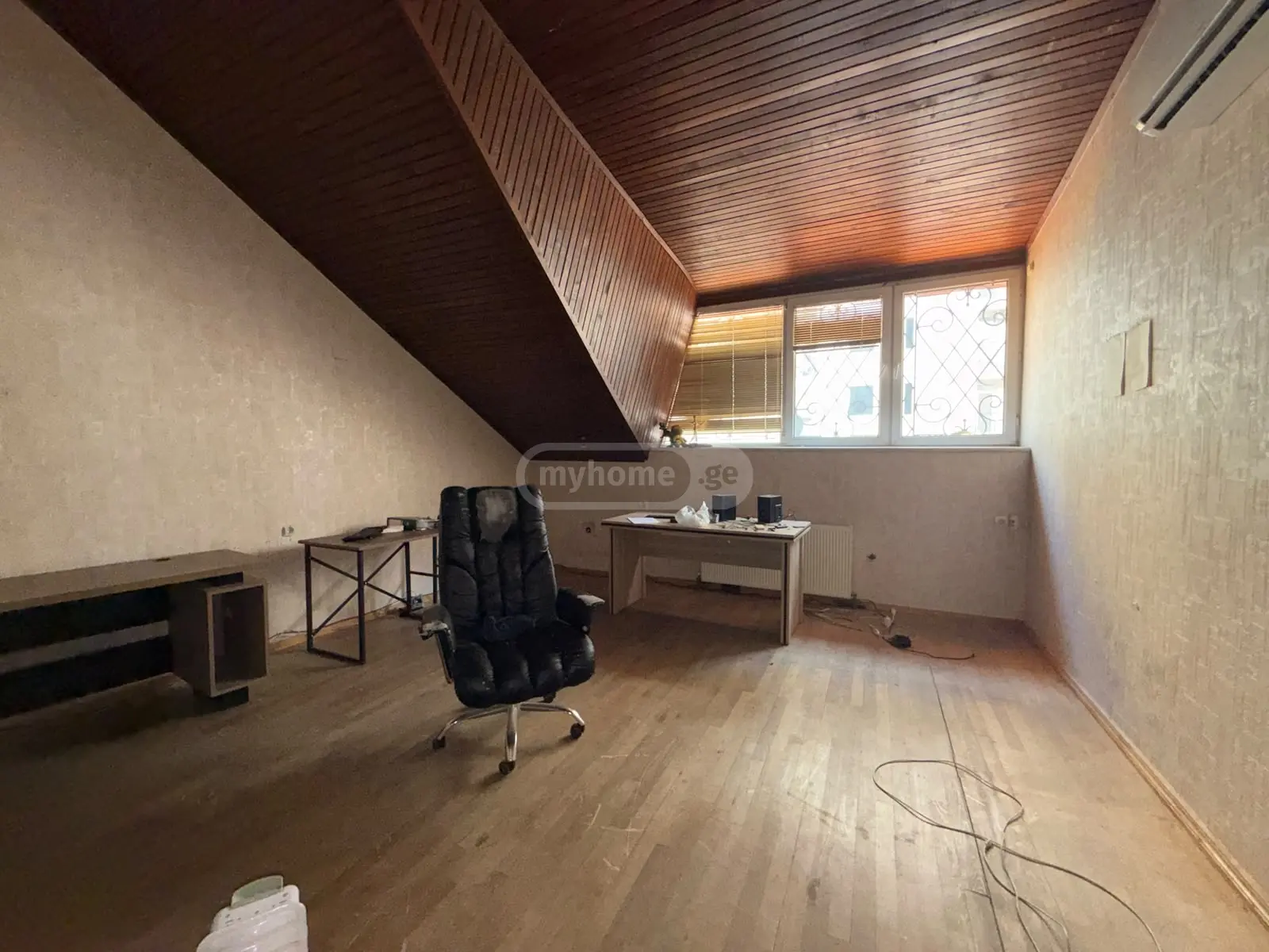 For Sale 6 Room Private House, 9 of 12