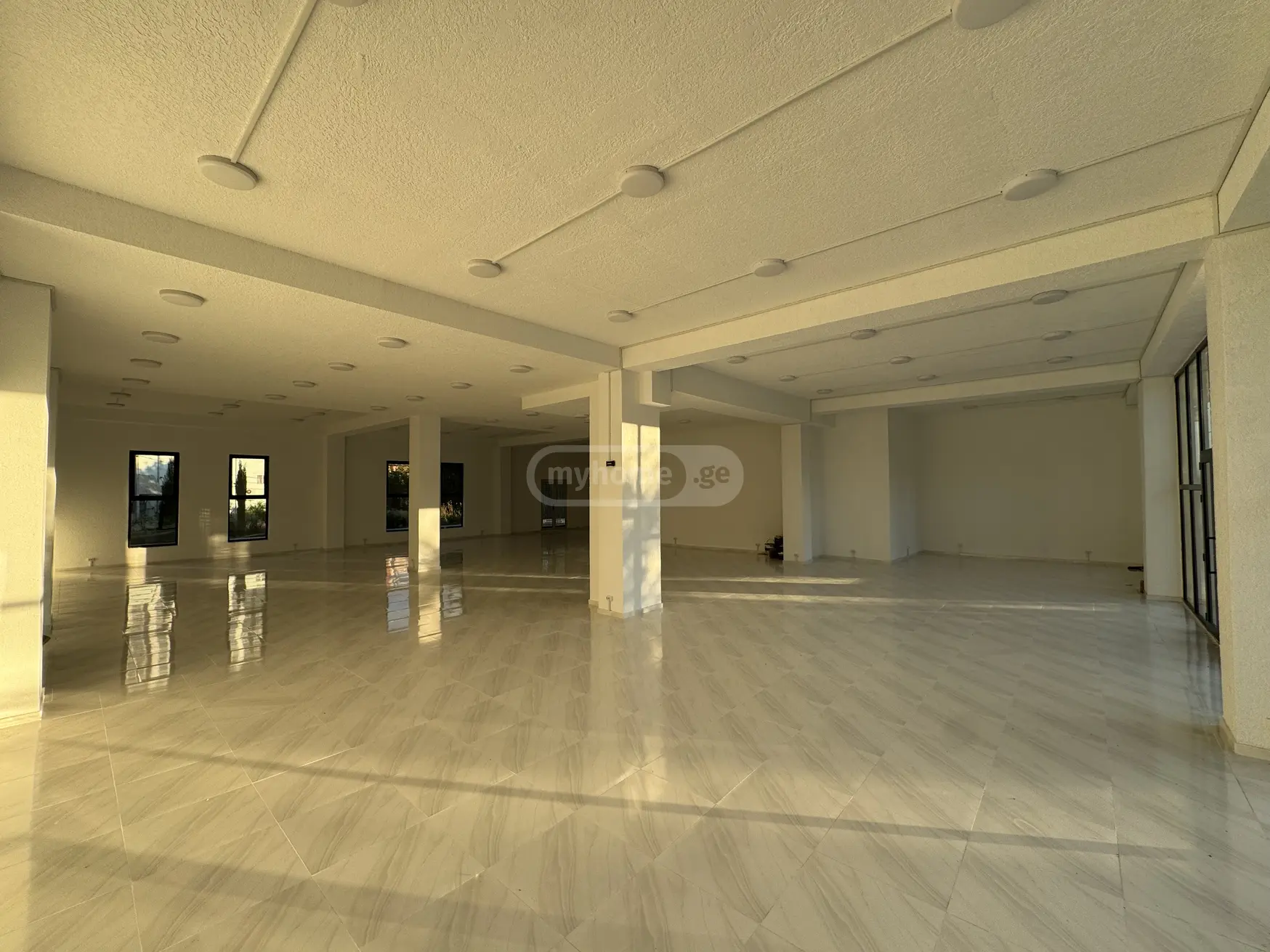 For Rent Universaluri Commercial Space Marneulshi view 3