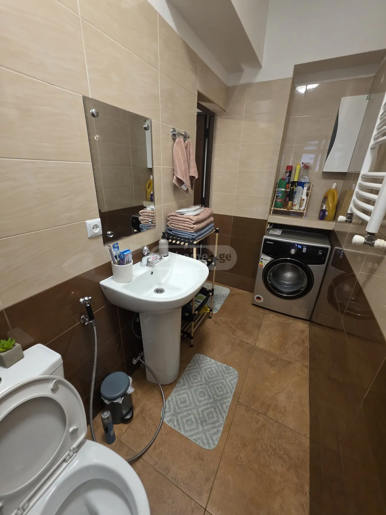 Daily Rent 2 Room Apartment Veraze view 4