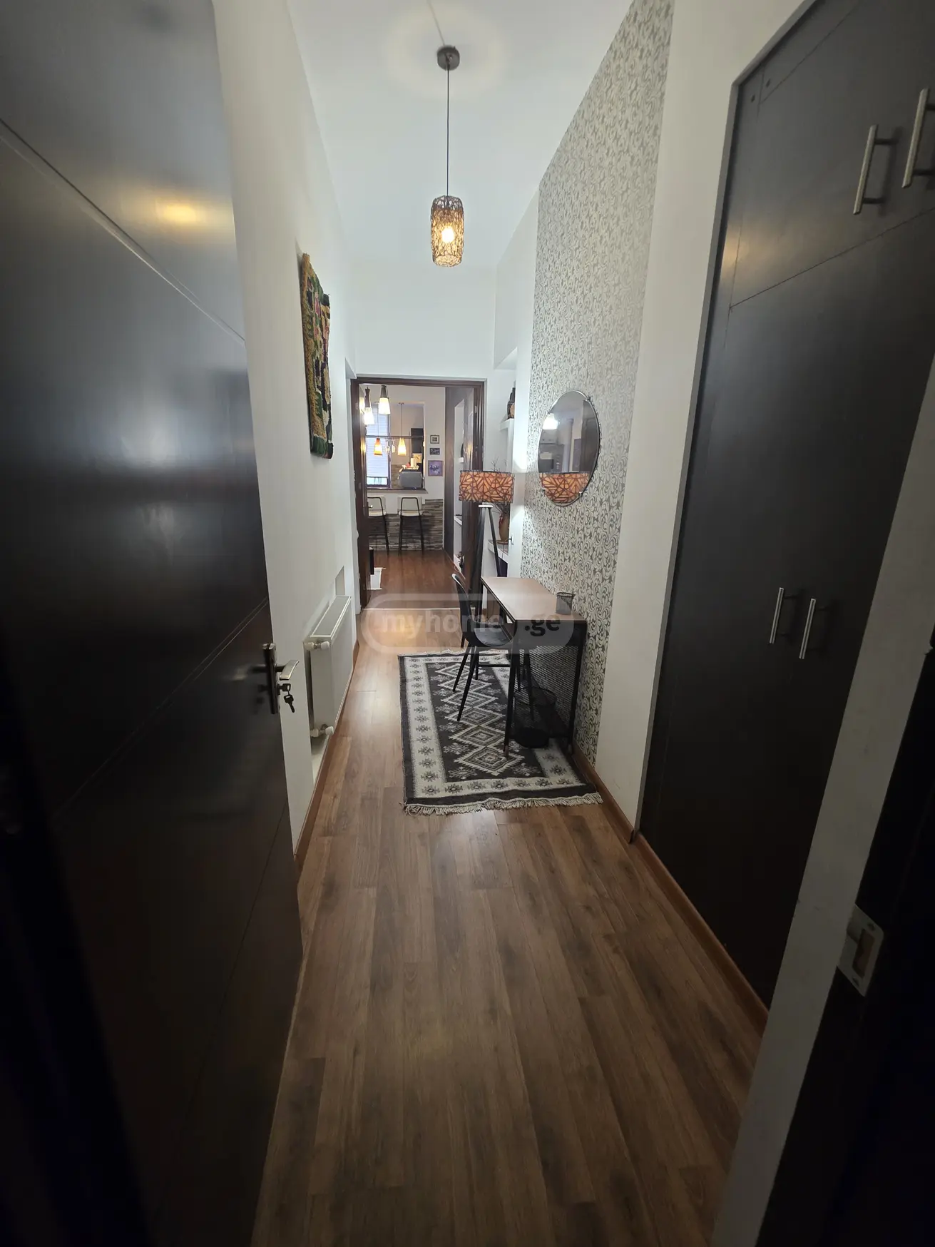 Daily Rent 2 Room Apartment Veraze view 3