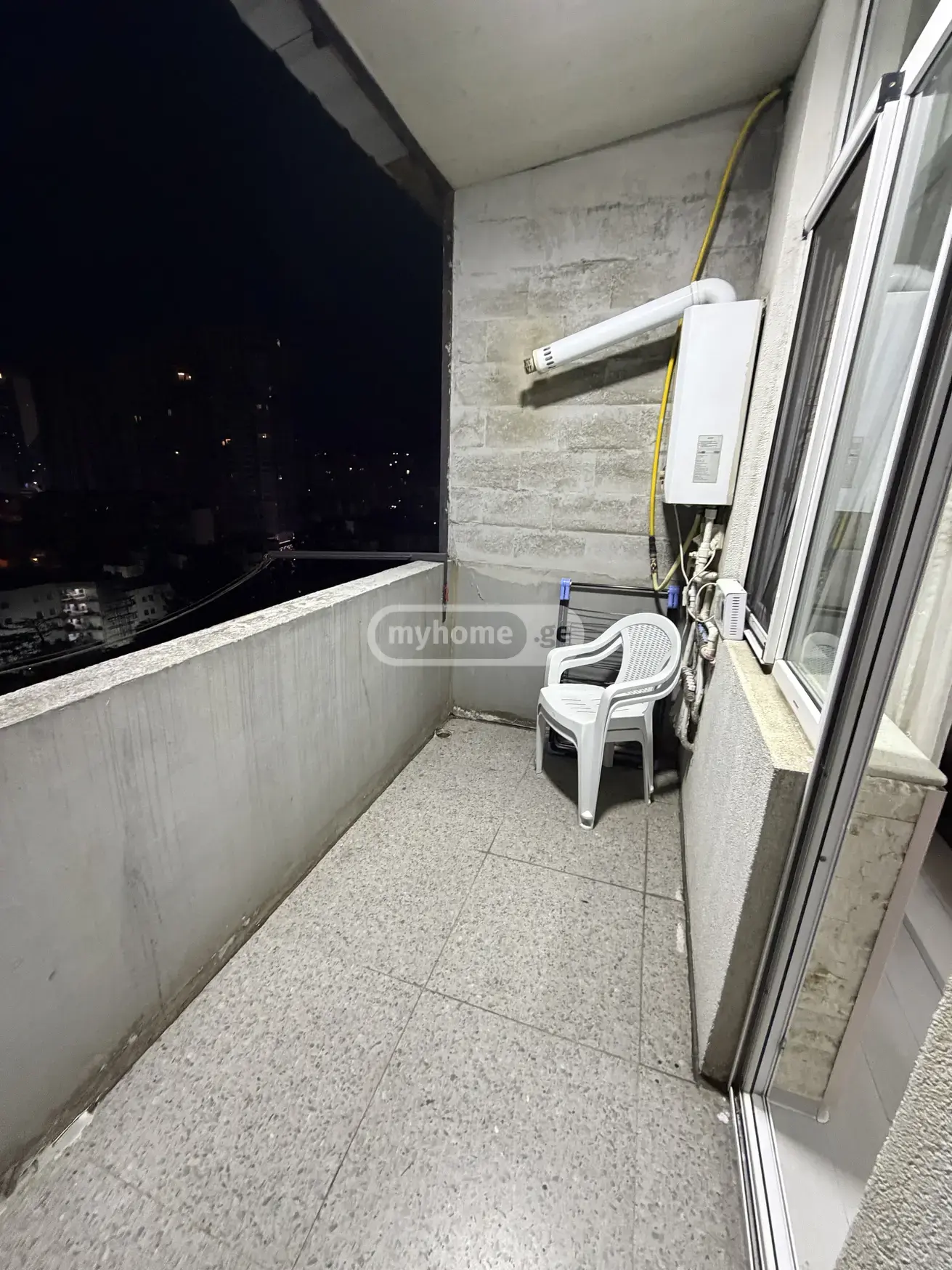Daily Rent 4 Room Apartment view 5