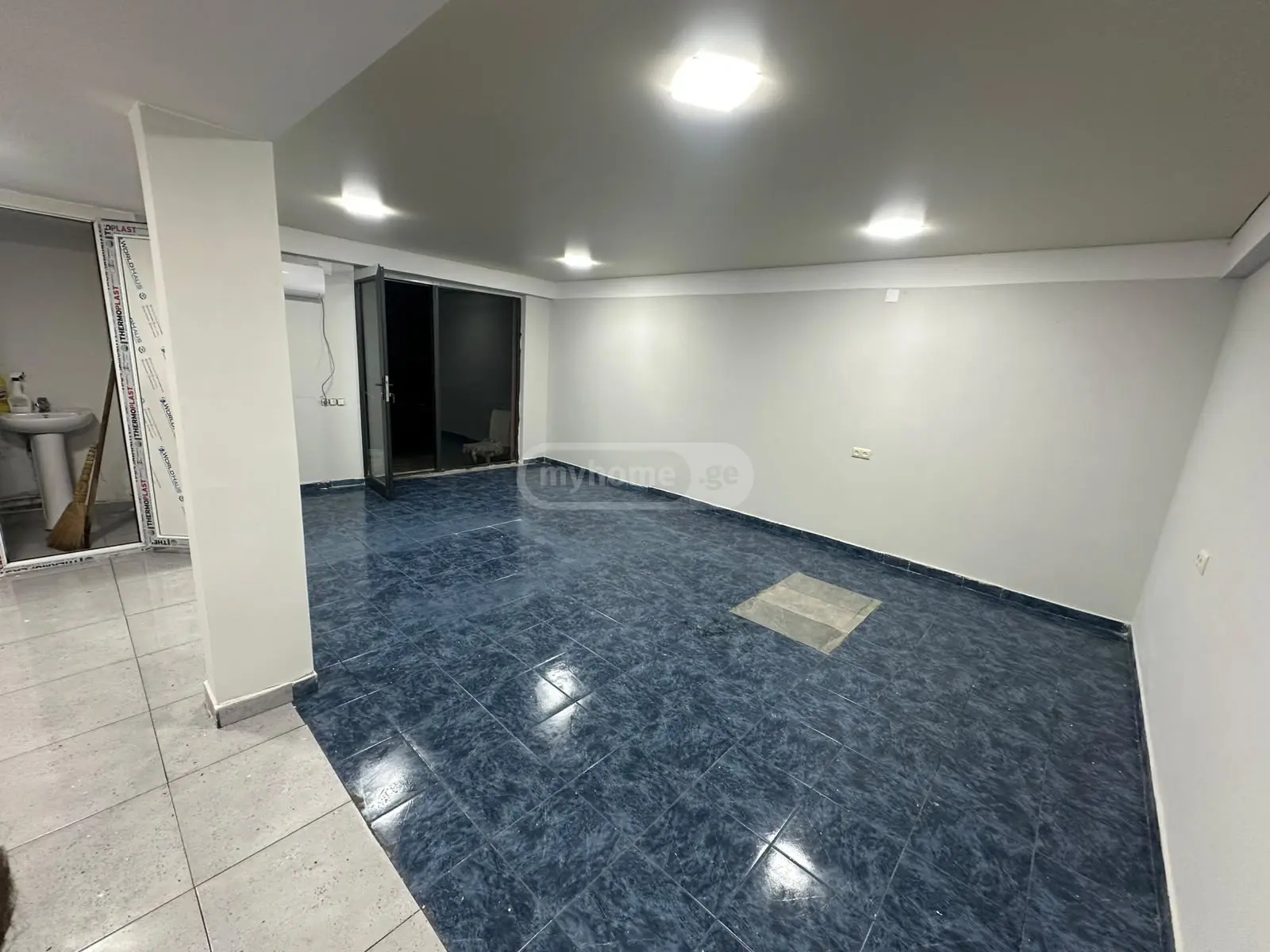 For Rent Savachro Commercial Space In Batumi, 2 of 4
