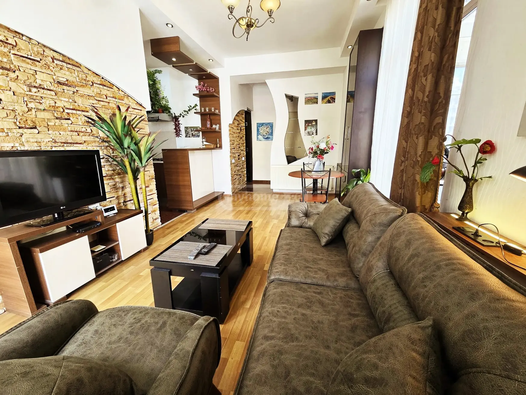 Daily Rent 2 Room Apartment Mtatsmindaze view 42