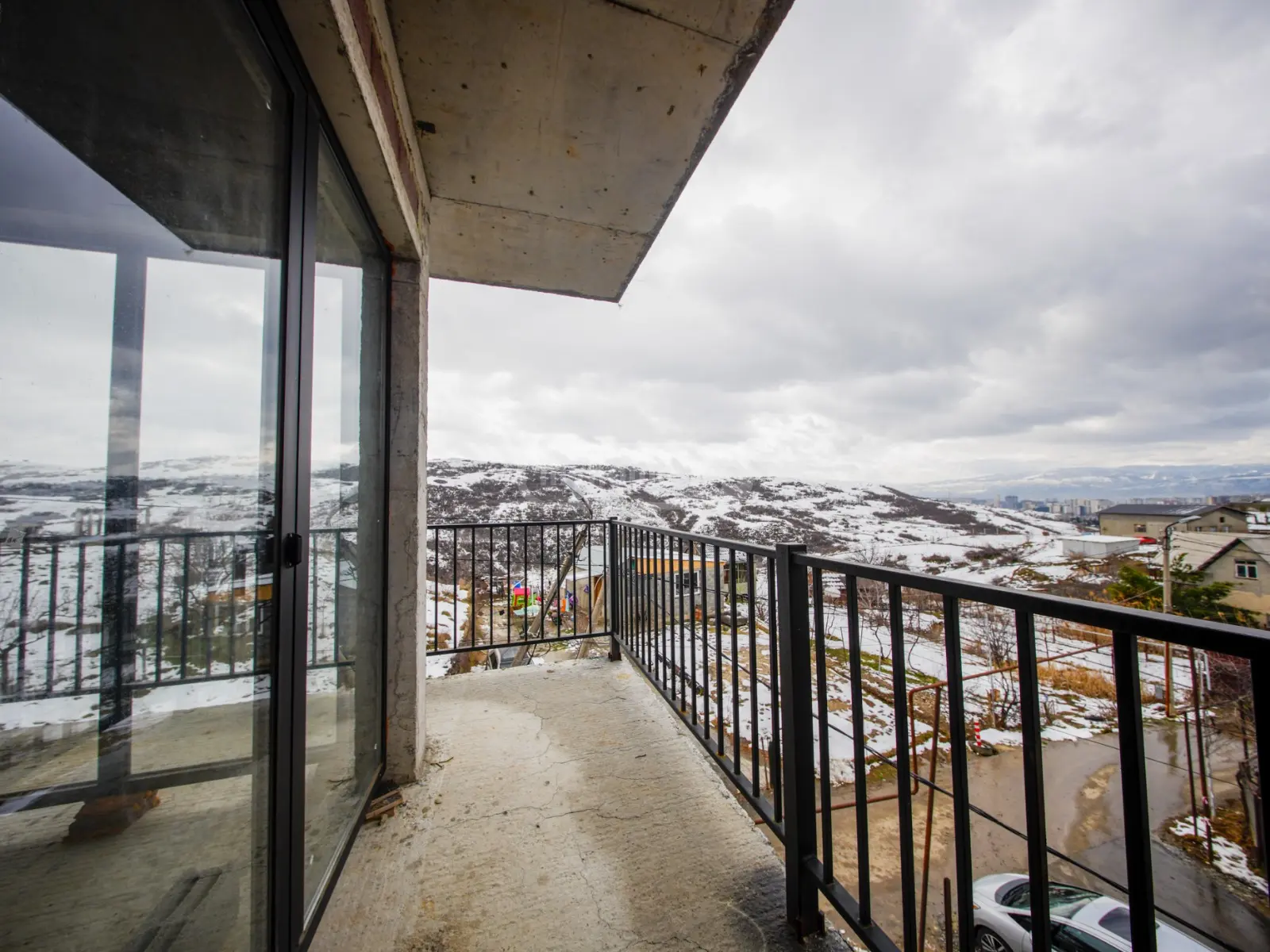 For Sale 7 Room Country House Giorgitsmindashi view 14