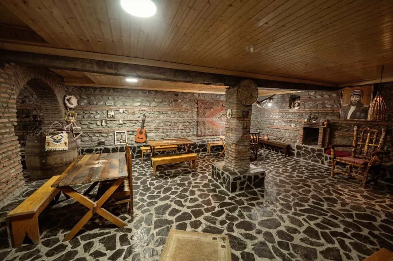 For Sale 10+ Room Sastumro Sighnaghshi view 5