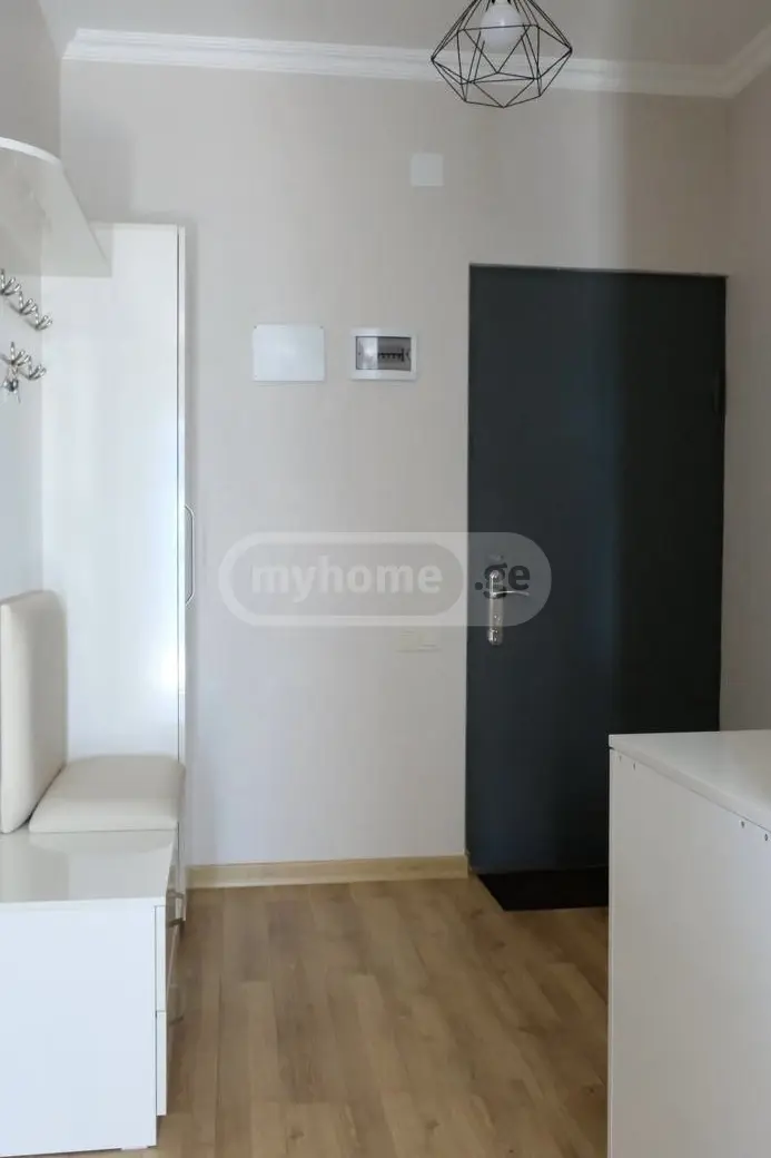 For Rent 2 Room Apartment view 2