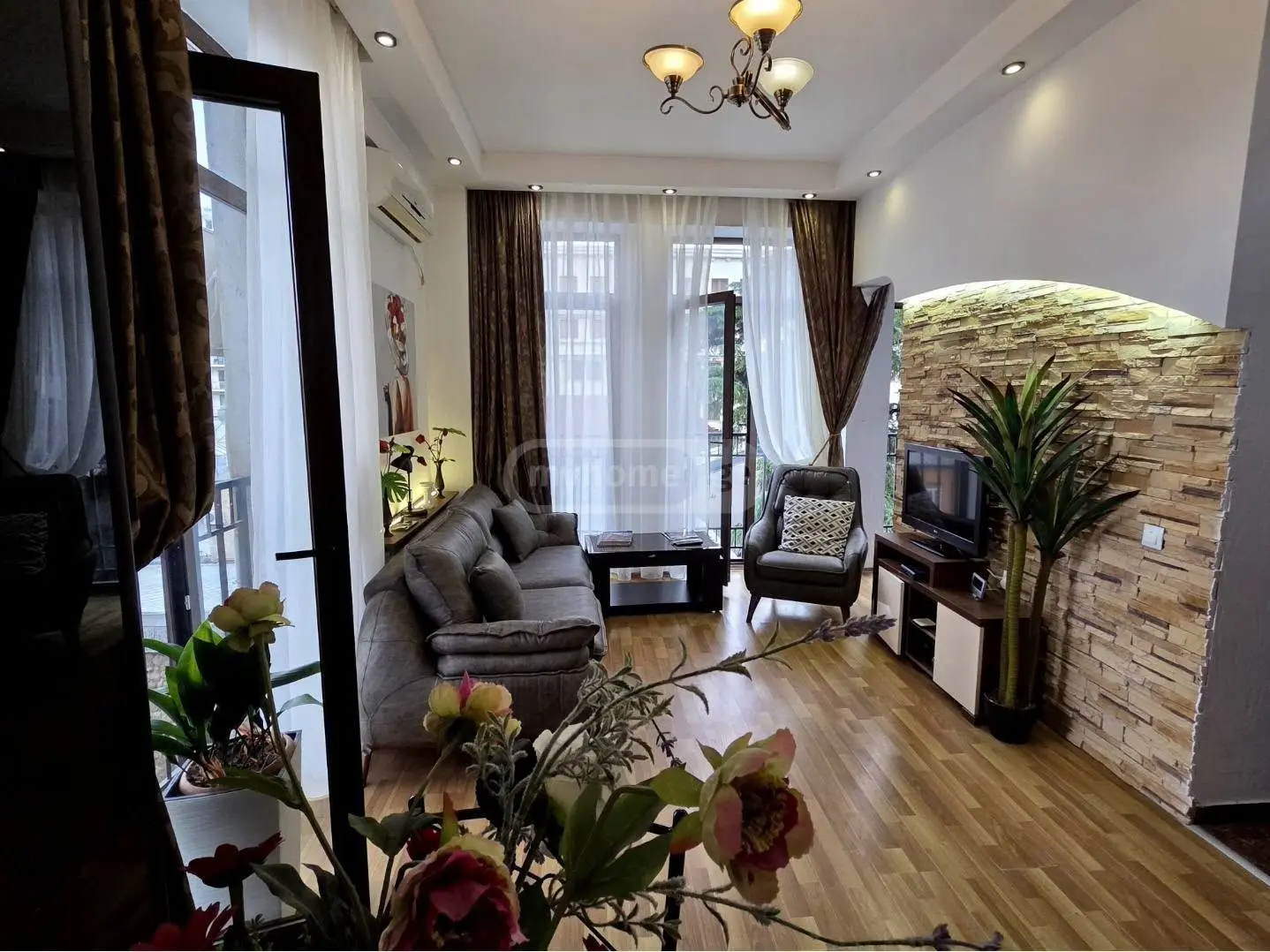 Daily Rent 2 Room Apartment Mtatsmindaze view 39