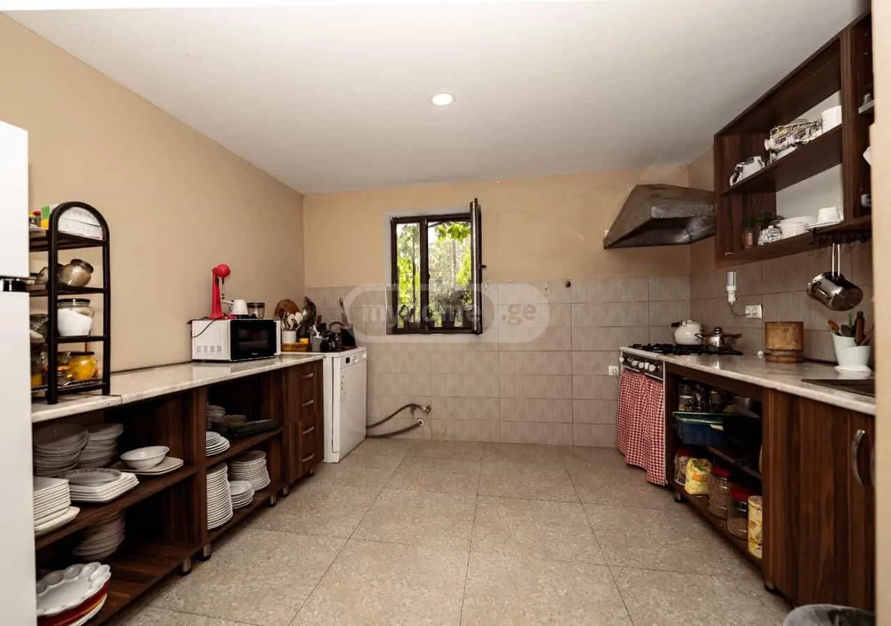 For Sale 10+ Room Sastumro Sighnaghshi view 8
