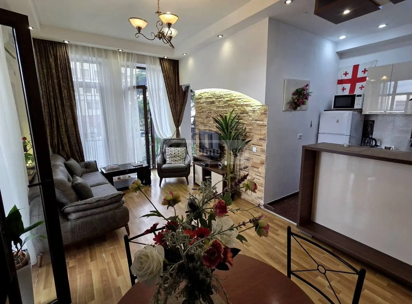 Daily Rent 2 Room Apartment Mtatsmindaze view 43