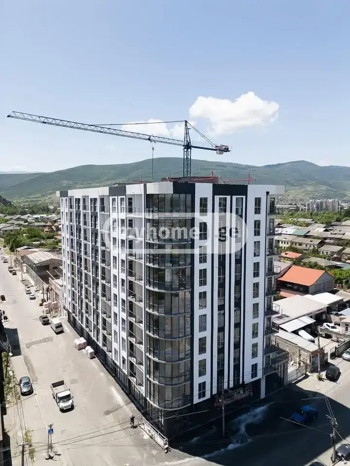 For Sale 3 Room Apartment Gorshi view 2