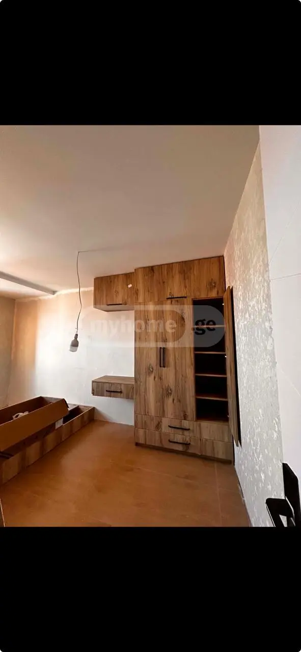 For Sale 8 Room Apartment view 13