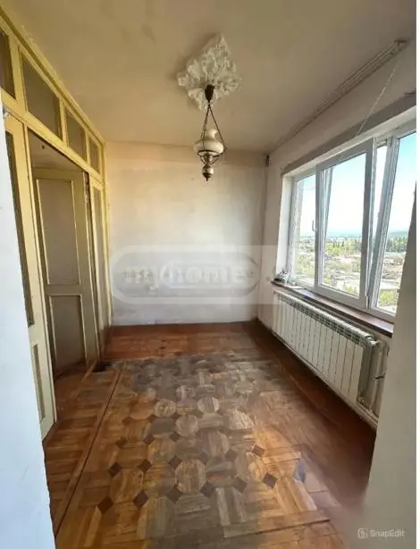 For Sale 4 Room Apartment Kutaisshi view 2