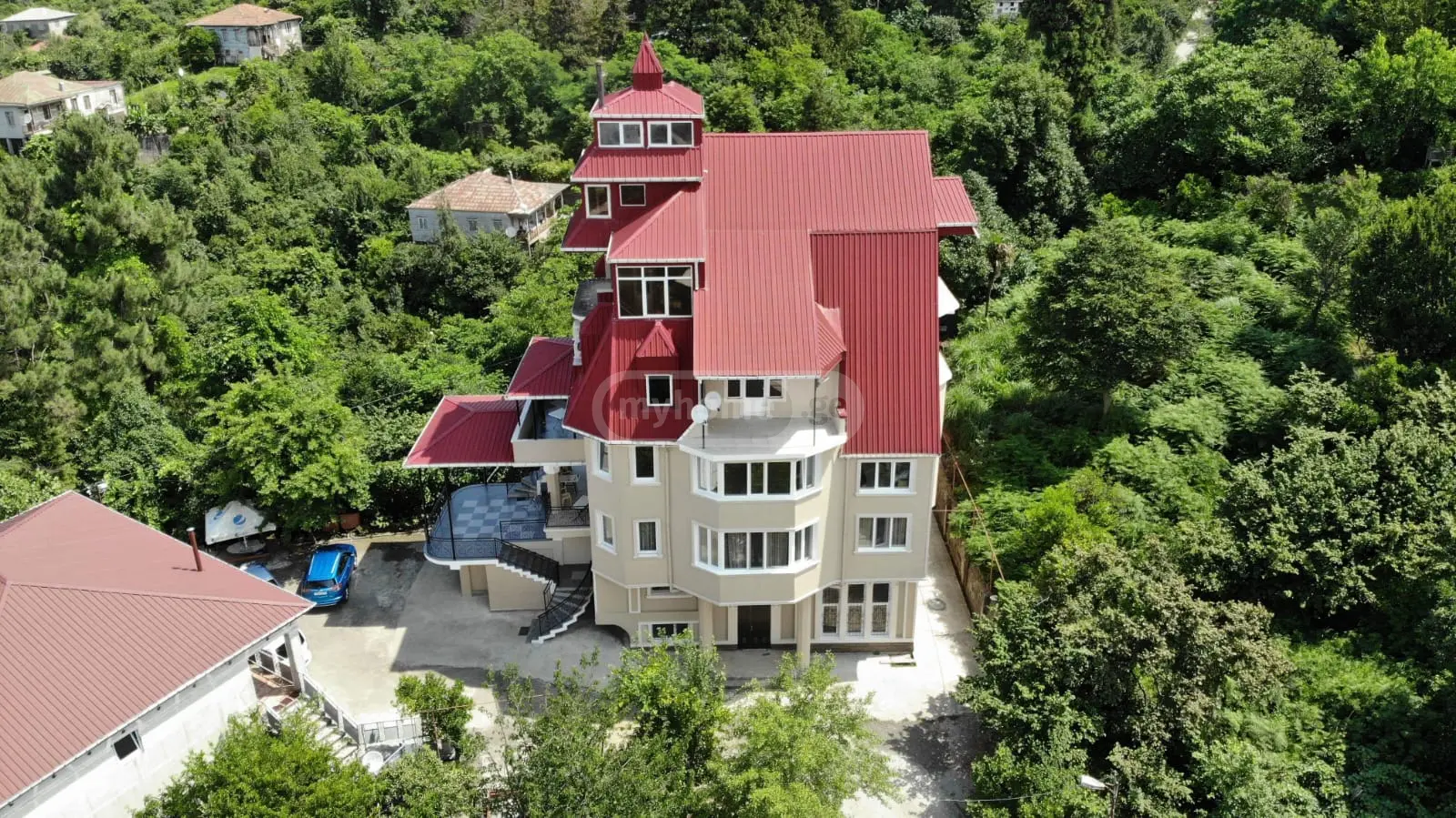 For Rent 9 Room Country House, 1 of 12