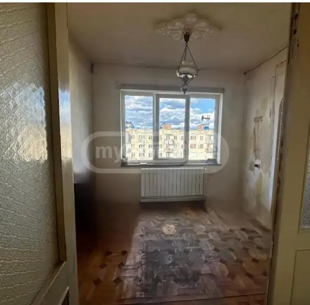 For Sale 4 Room Apartment Kutaisshi view 1