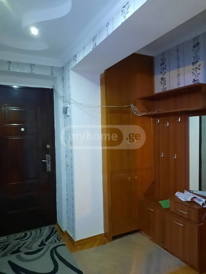 For Rent 3 Room Apartment Gorshi view 10