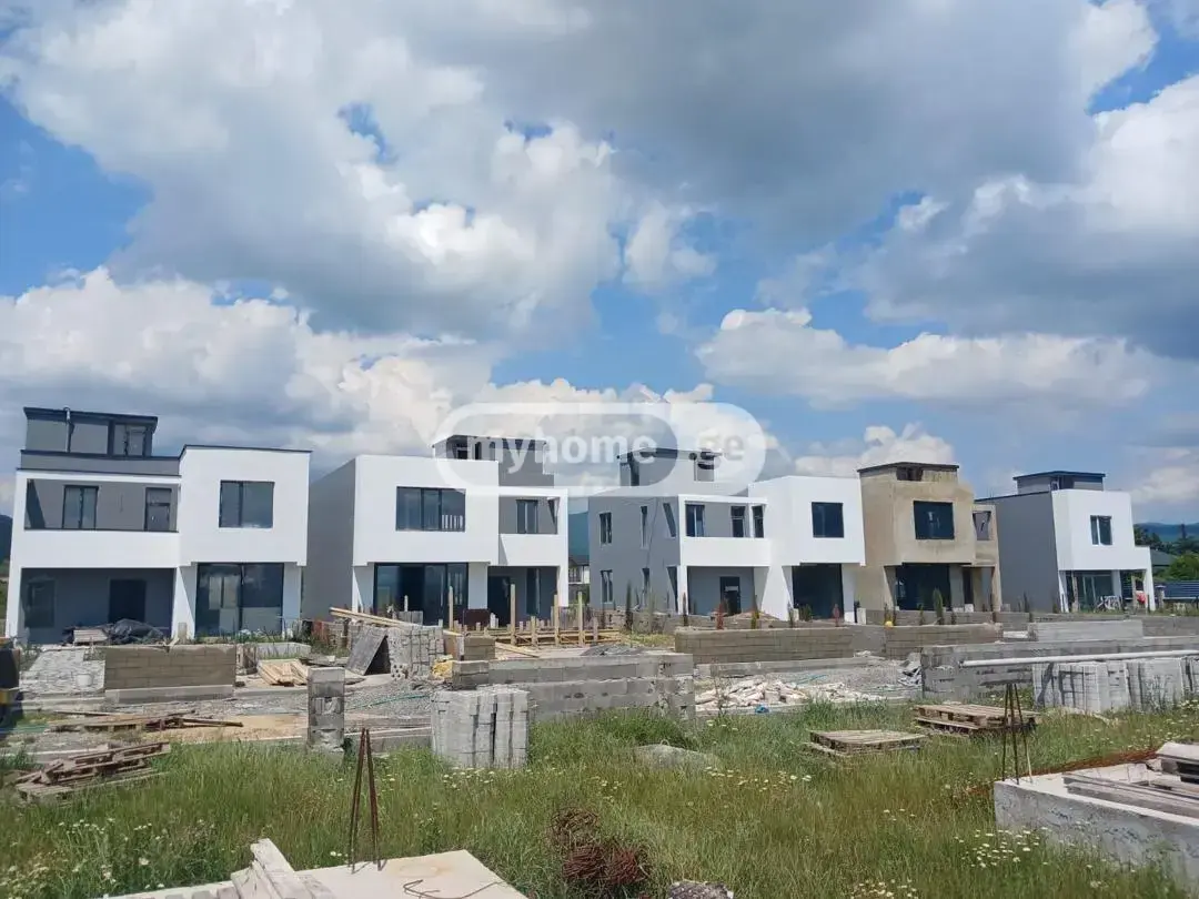 Продажа 4-комната Частный дом в Mtskhetis Munitsipalitetshi view 2