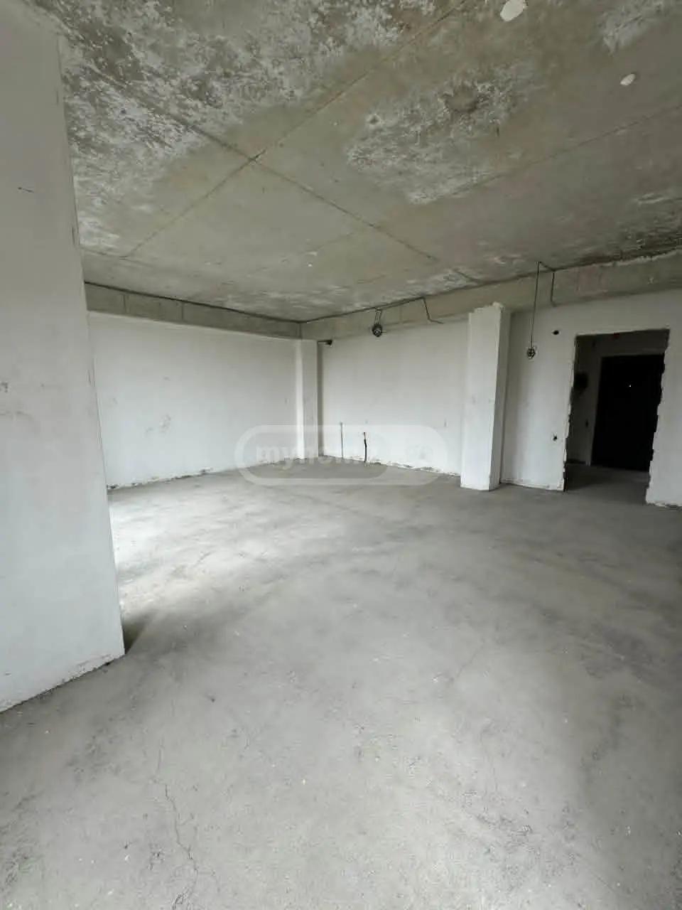 For Sale 4 Room Apartment Kutaisshi view 7