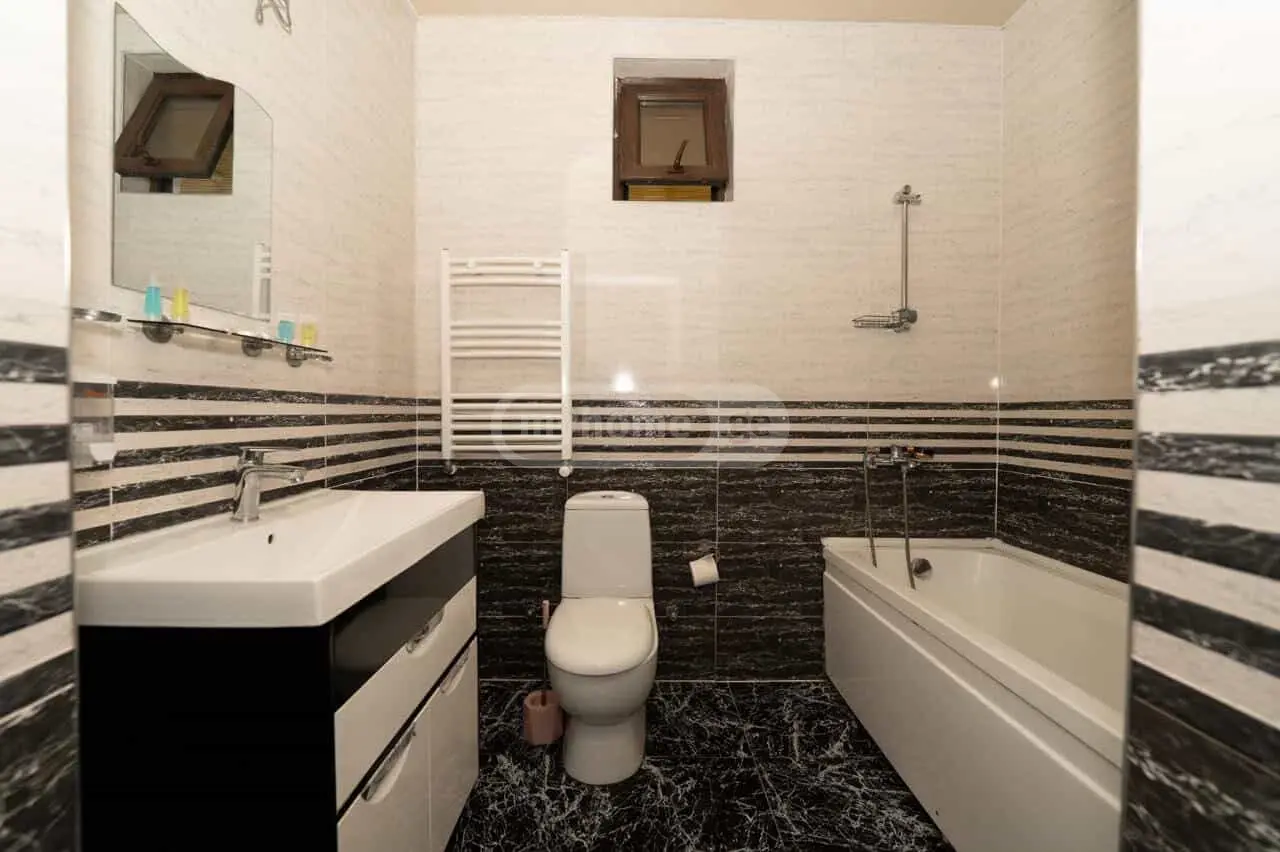 For Sale 10+ Room Sastumro Sighnaghshi view 6