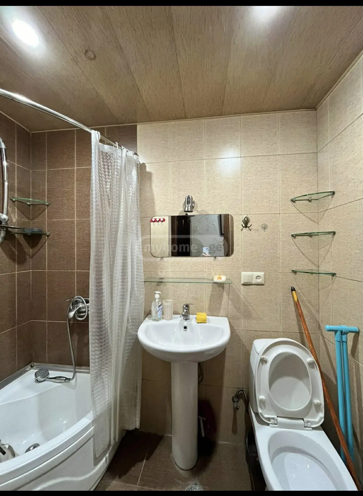For Sale 2 Room Apartment view 4