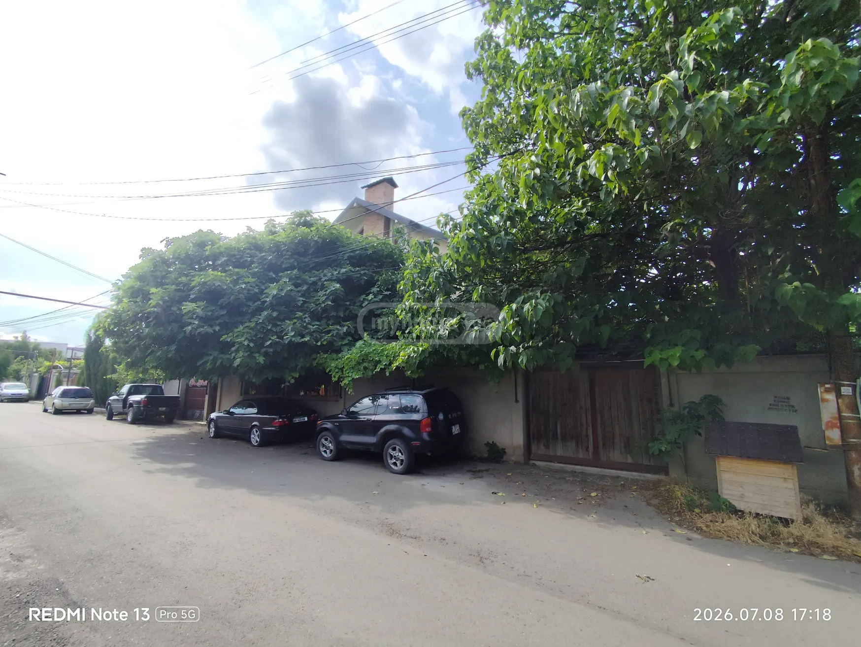 For Sale 10+ Room Private House In Didi Dighomi, 1 of 12