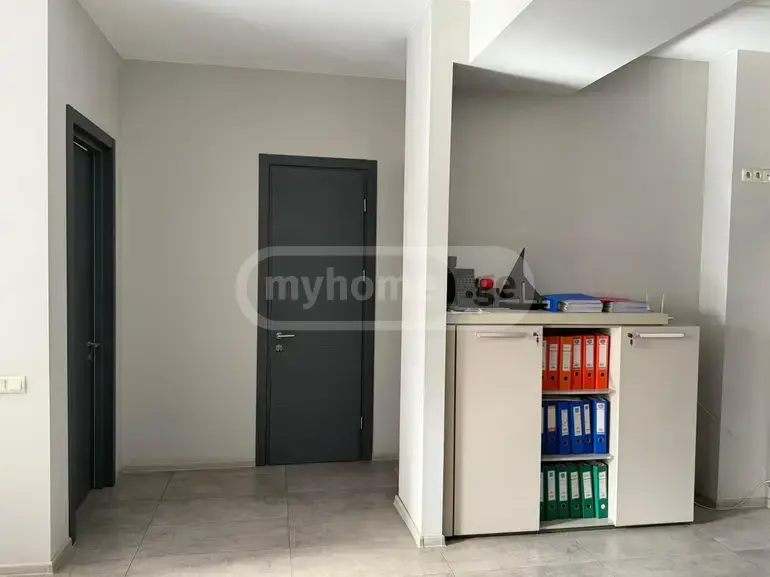 For Sale Universaluri Commercial Space Dighmis Masivshi view 6