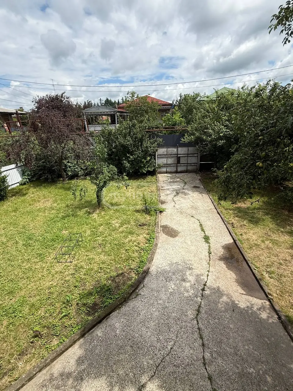 For Sale 8 Room Private House Zestaponshi view 12