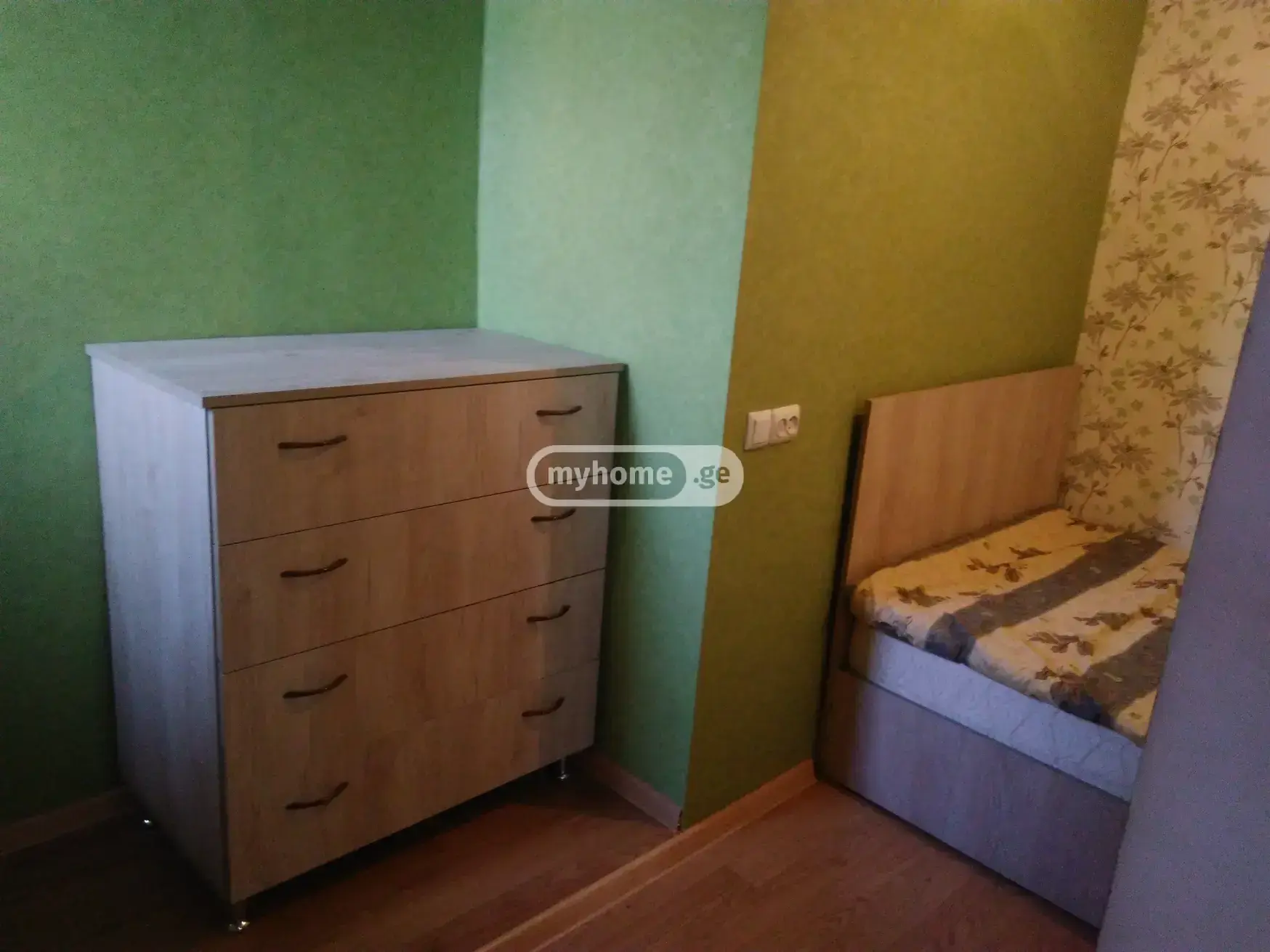 For Sale 3 Room Apartment view 8