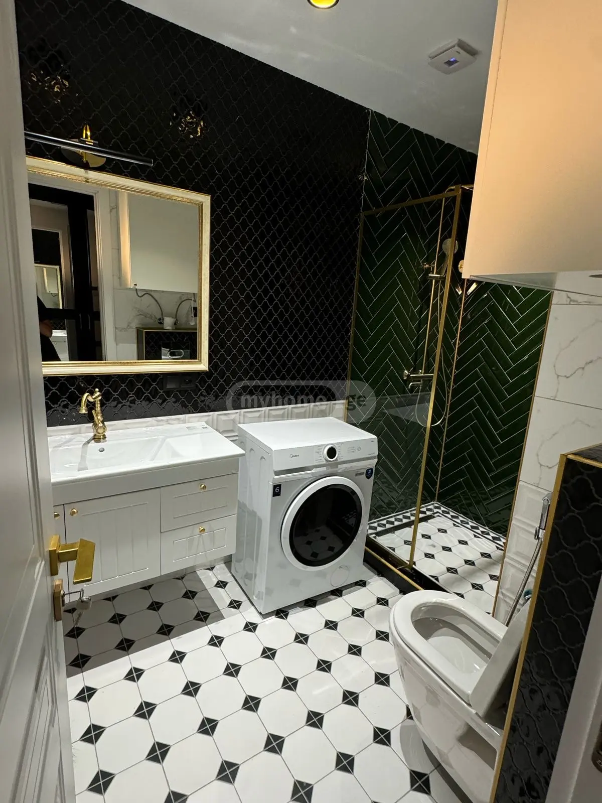For Sale 3 Room Apartment view 3