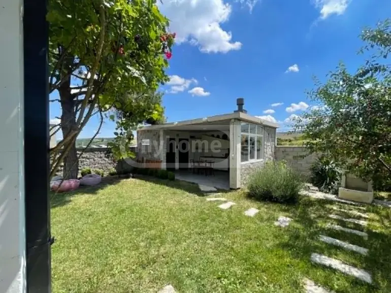 Daily Rent 3 Room Private House Mtatsmindaze, 7 of 12