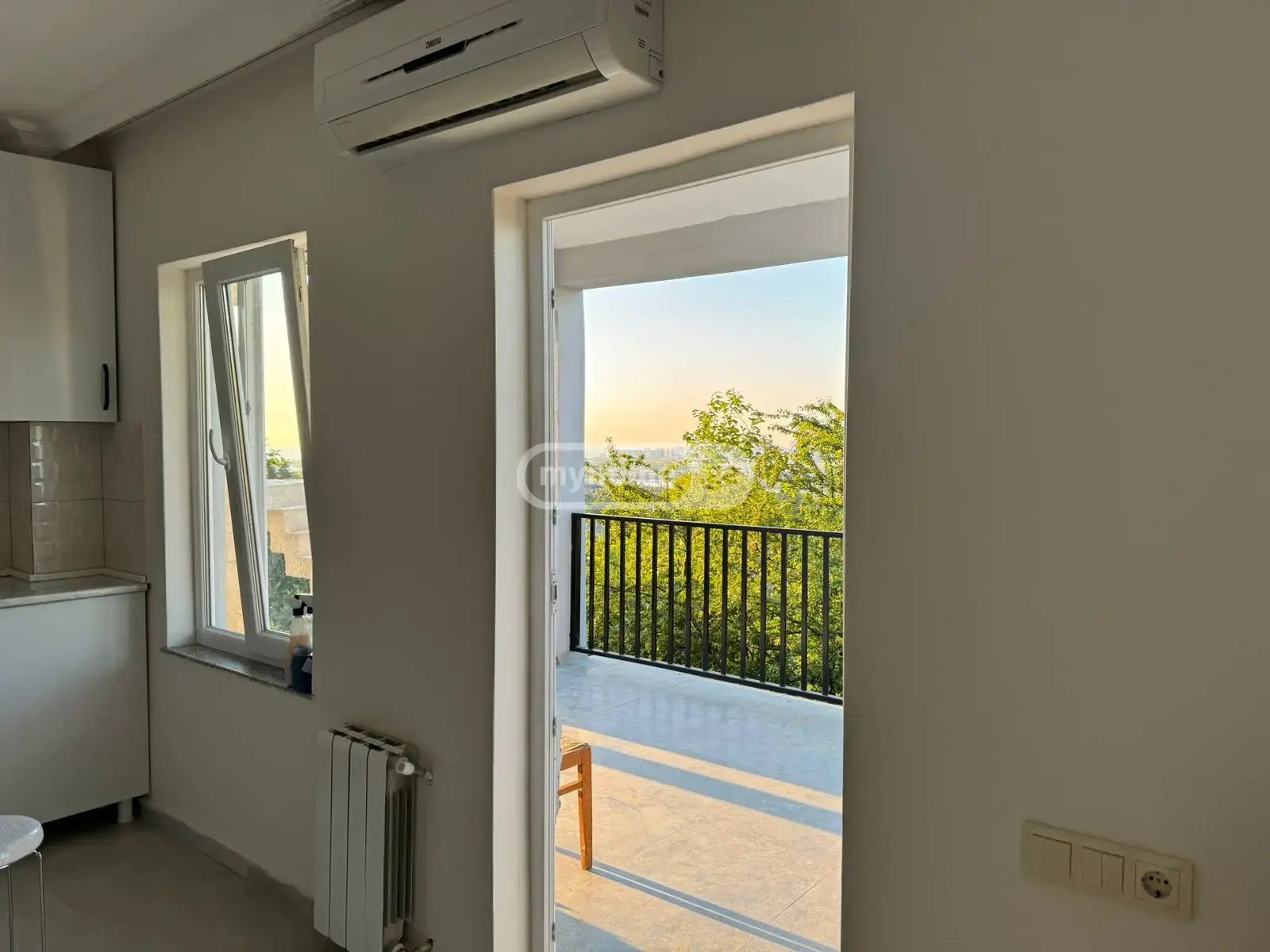 For Rent 2 Room Private House view 9