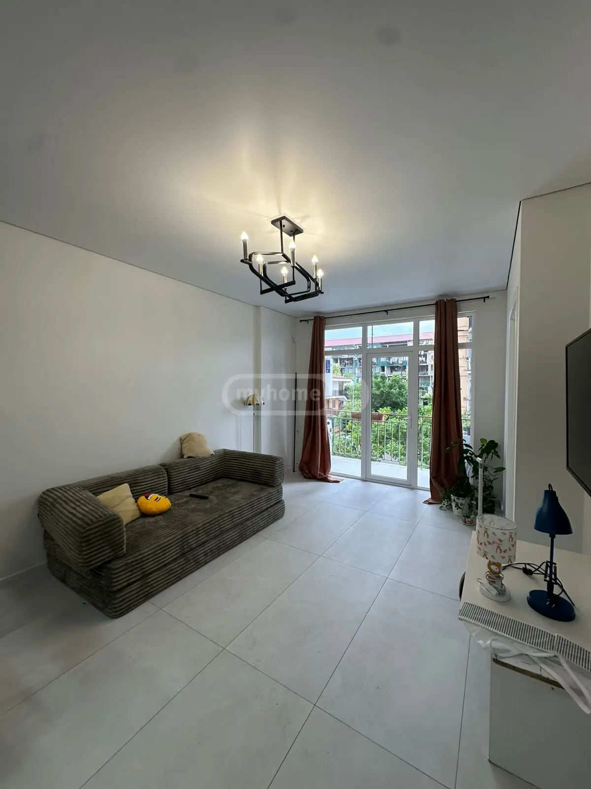 For Sale 3 Room Apartment view 5