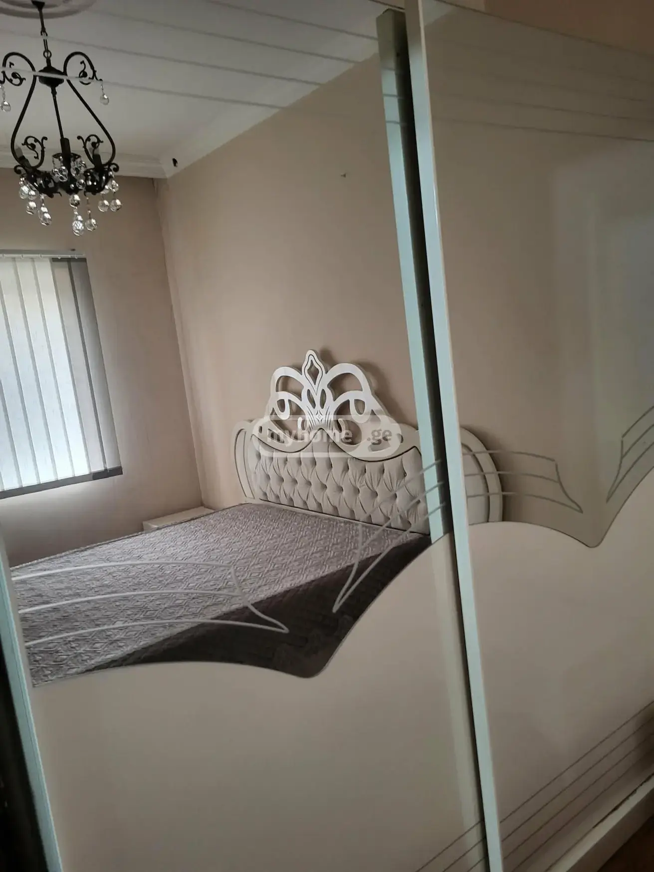 Продажа 4-комната Квартира view 8