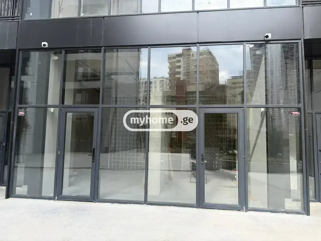 For Sale Universaluri Commercial Space Dighmis Masivshi view 19