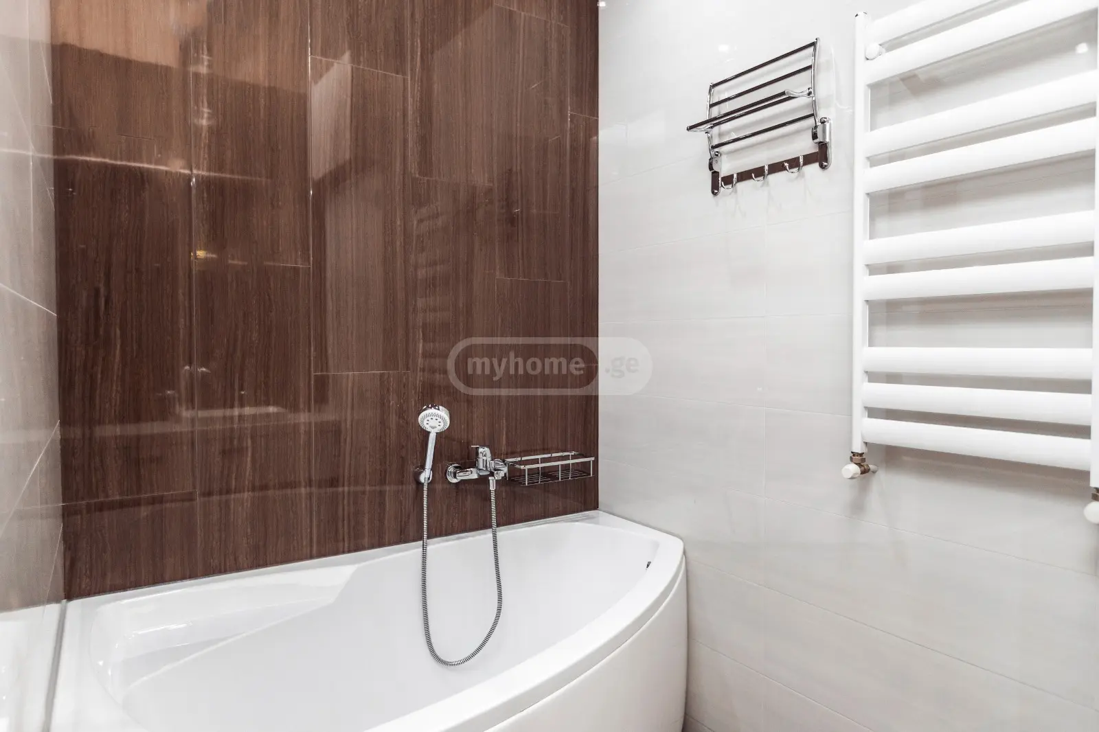 For Rent 5 Room Apartment Lisze, 10 of 12